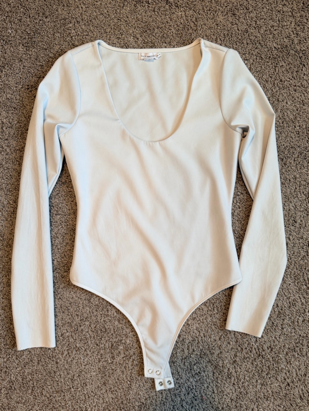 Good American White-ish Gray Long Sleeve Scoop Neck Bodysuit